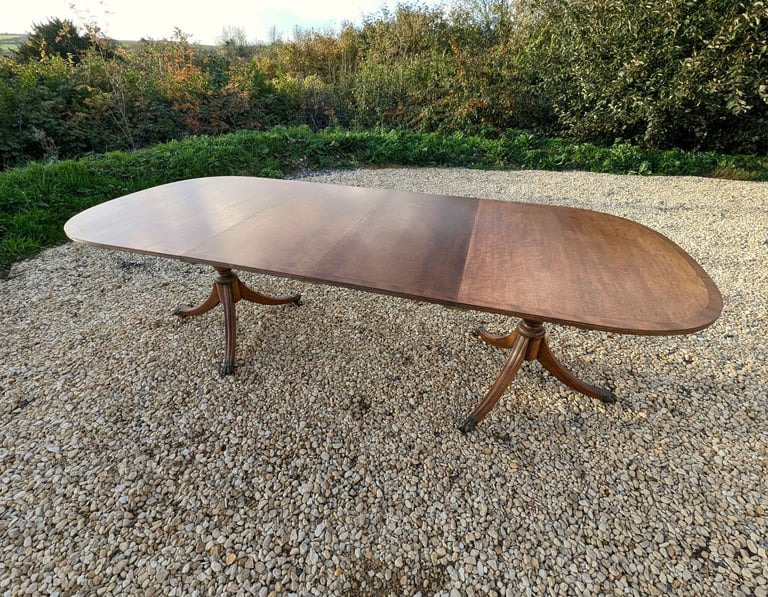 Regency Style Mahogany Extending Dining Table Almost 8 FT Long 10 Seater
