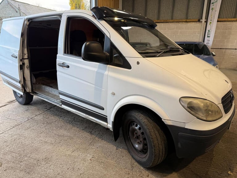 MERCEDES-BENZ VITO 2.1 111CDI Compact Panel Van SWB 5dr 2009