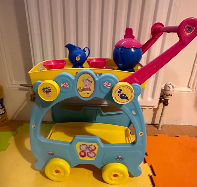 image for Peppa pig tea set and trolly 