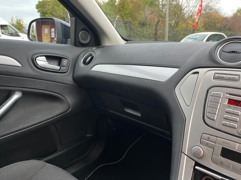 2010 Ford Mondeo 2.0 TDCi Zetec 5dr ESTATE Diesel Manual