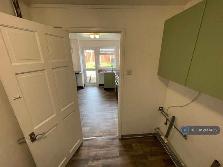 3 bedroom house in Keenan Drive, Bedworth, CV12 (3 bed) (#2617456)