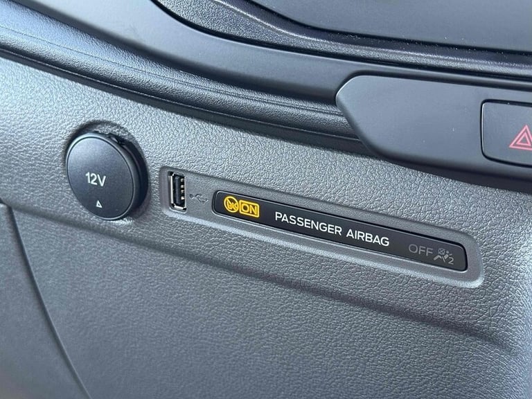  Ford Transit TDCI 130ps 350 DRW L4 Lwb 4.2 Metre Dropside with 12 Screen, A/C, Twin Rea Dropside...