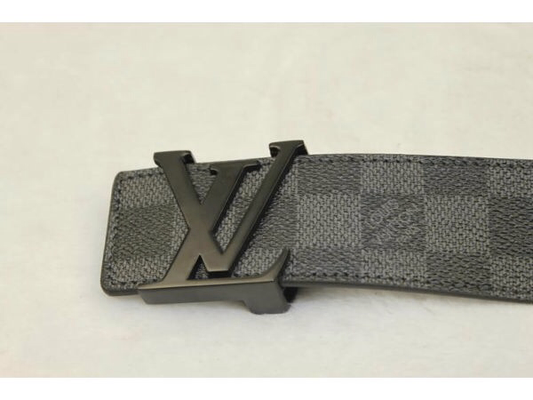 LOUIS VUITTON LEATHER BELT £25 2 £45