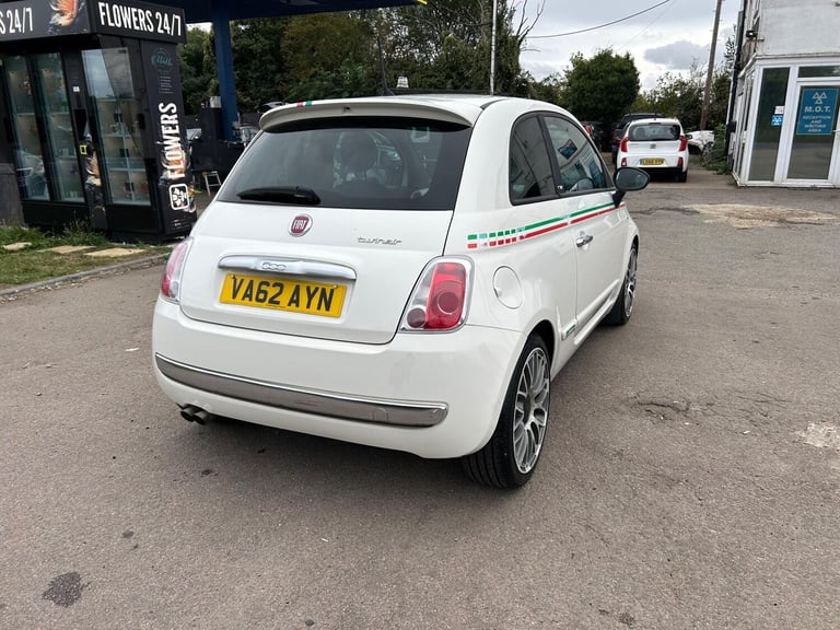 2013 Fiat 500 0.9 TwinAir Street Euro 5 (s/s) 3dr HATCHBACK Petrol Manual