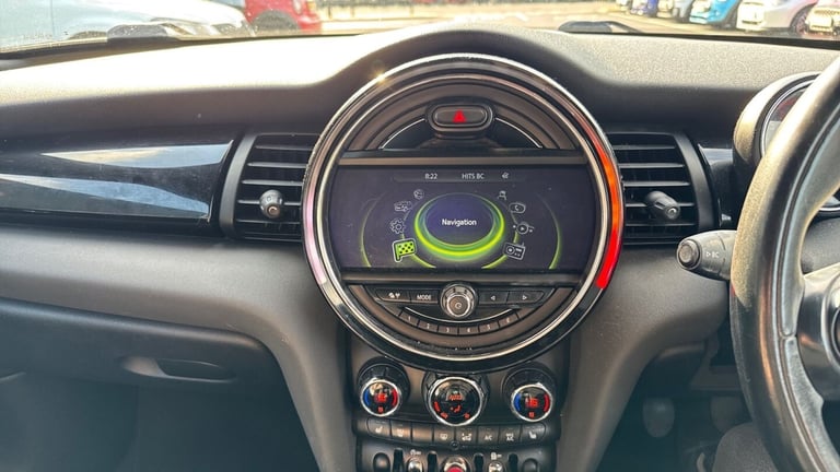 2014 MINI Hatch 1.5 Cooper D 3dr ++ CHILI PK / MEDIA XL / BLACK PK / 20 TAX / ULEZ ++ HATCHBACK D...