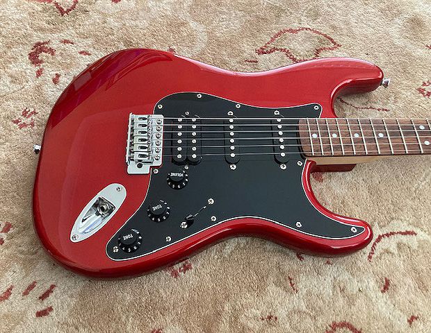 image for 2016 Fender Squier Affinity Stratocaster