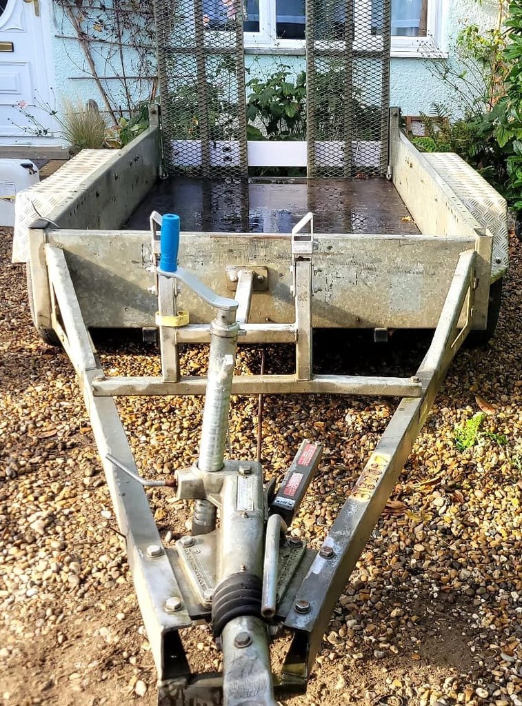 Indespension Twin Axle Trailer – Heavy Duty Plant / Utility Trailer (2700 kg GVW)