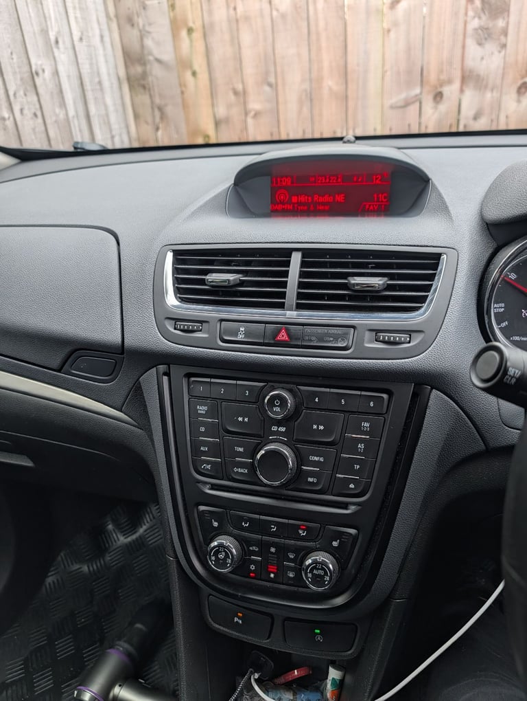 Vauxhall Mokka SE top spec part ex fiesta Micra polo ibiza 