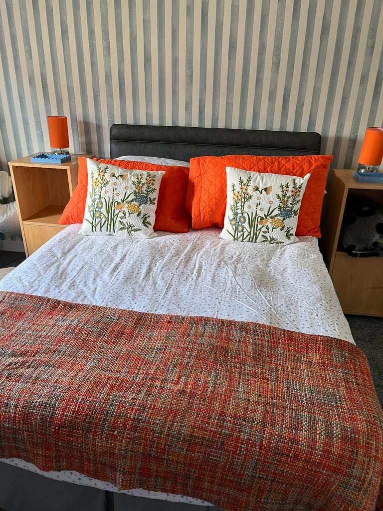 First floor .Fully Furnished 5🌟