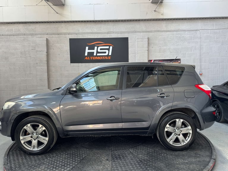 2011 Toyota RAV4 2.2 RAV4 SR D-Cat Auto 4WD 5dr SUV Diesel Automatic