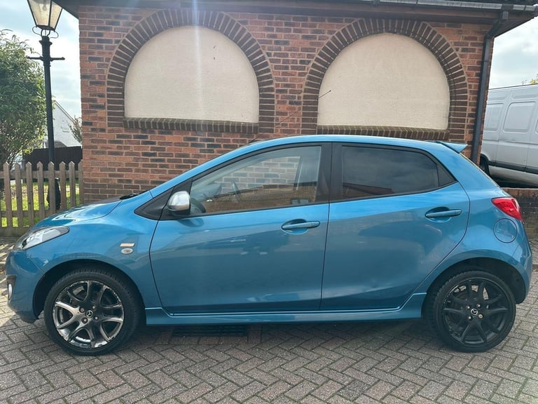 2014 Mazda Mazda2 1.3 Sport Venture Euro 5 5dr HATCHBACK Petrol Manual