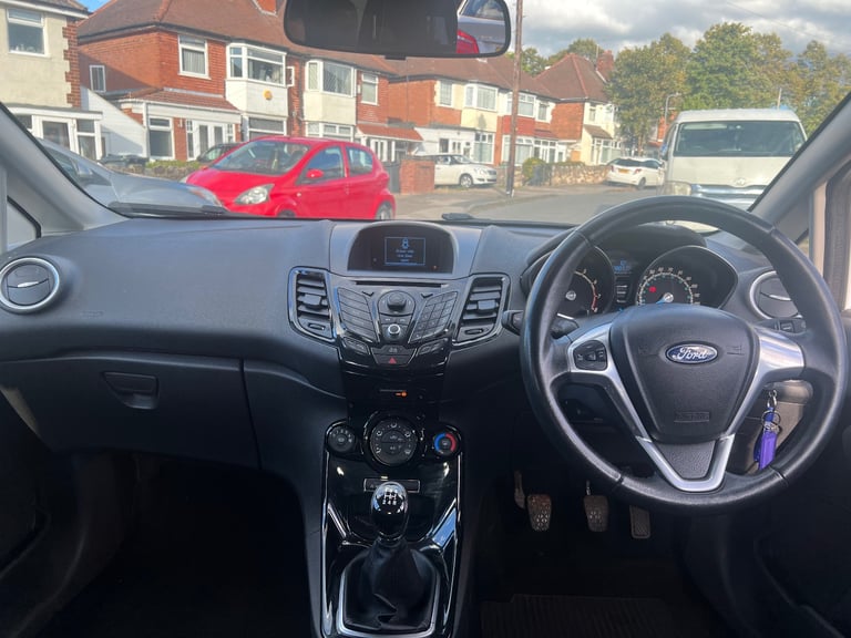 Ford, FIESTA, Hatchback, 2012, Manual, 998 (cc), 5 doors