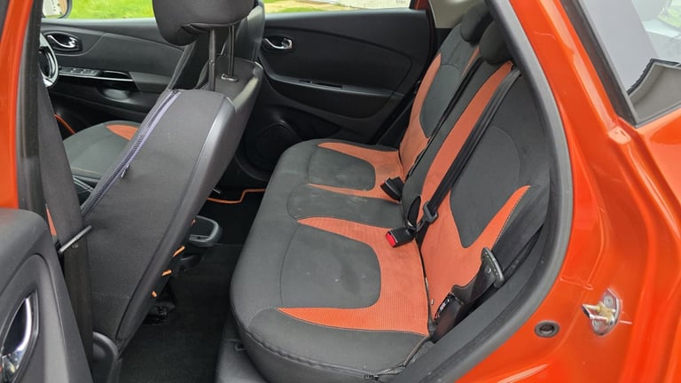 Renault, CAPTUR, Hatchback, 2015, Manual, 1461 (cc), 5 doors
