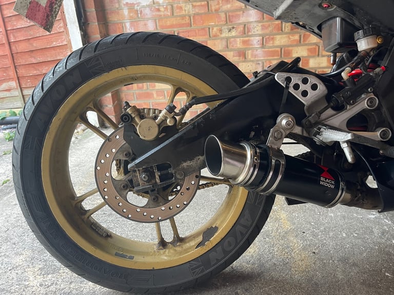Yamaha, YZF, 2010, 124 (cc)