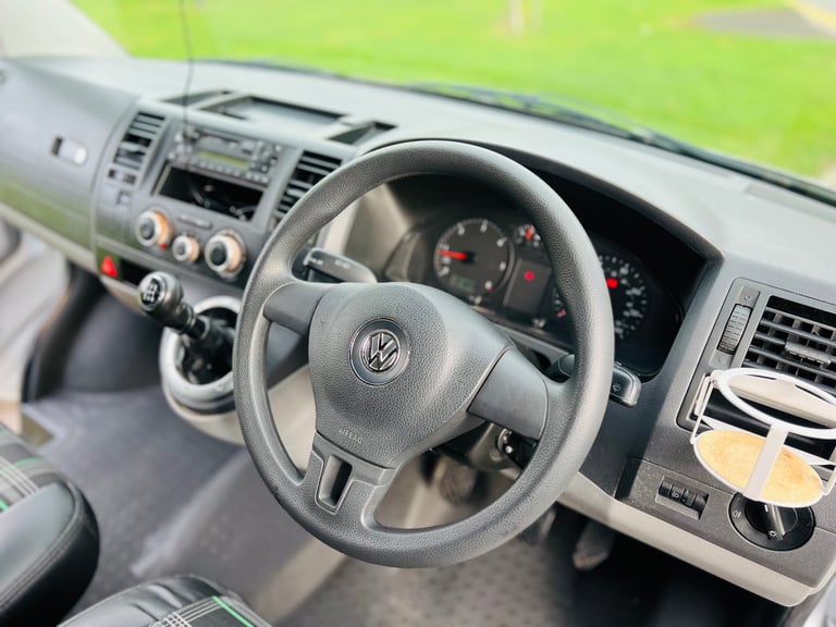 Volkswagen, TRANSPORTER, Panel Van, 2005, Manual, 2460 (cc)