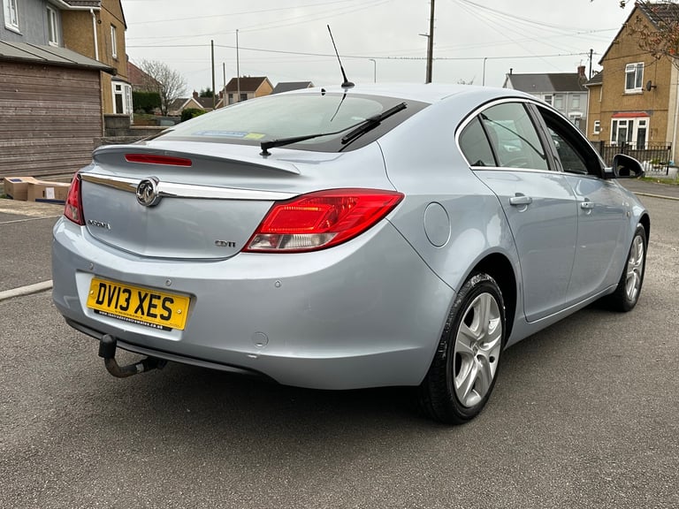 Vauxhall, INSIGNIA, Hatchback, 2013, Manual, 1956 (cc), 5 doors