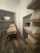image for Beauty room/treatment room with sink to rent 