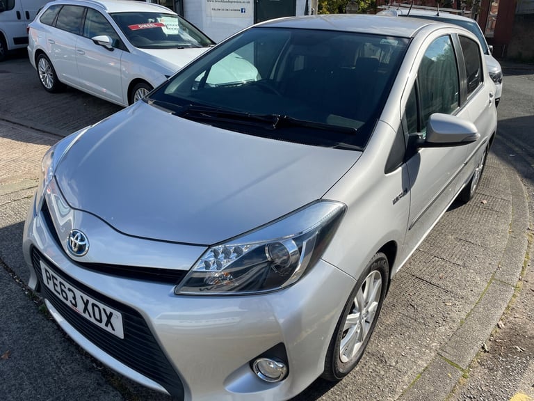 2013 Toyota Yaris DEPOSIT NOW TAKEN  HATCHBACK Petrol/Electric Hybrid Automatic