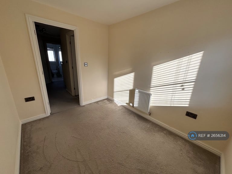 3 bedroom house in Primrose Way, Minster On Sea, Sheerness, ME12 (3 bed) (#2656314)
