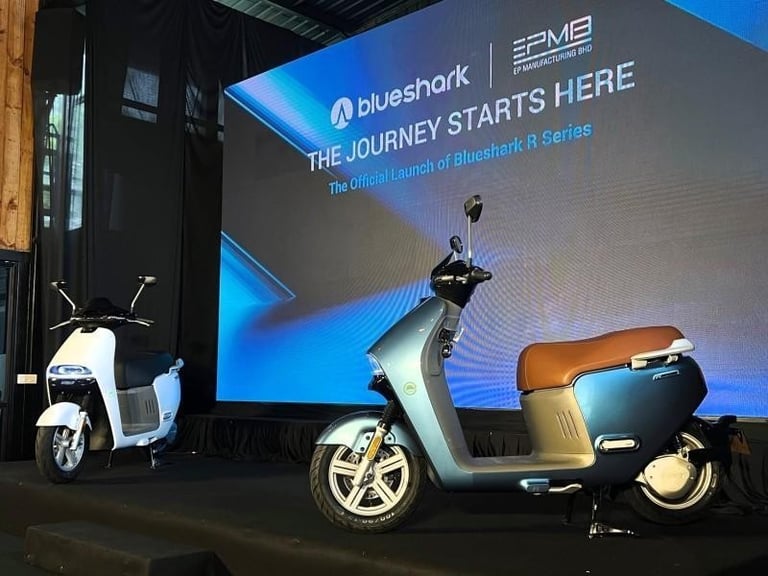 Keeway Blueshark Lite 45 - £500 off I Road Legal Electric Scooter