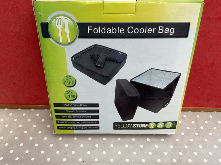 Folder cooler bag holds 32 cans