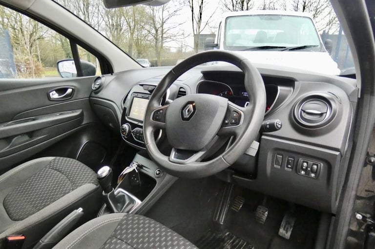 2018 Renault Captur 1.5 dCi ENERGY Dynamique Nav SUV 5dr Diesel Manual Euro 6 (s/s) (90 ps) HATCH...