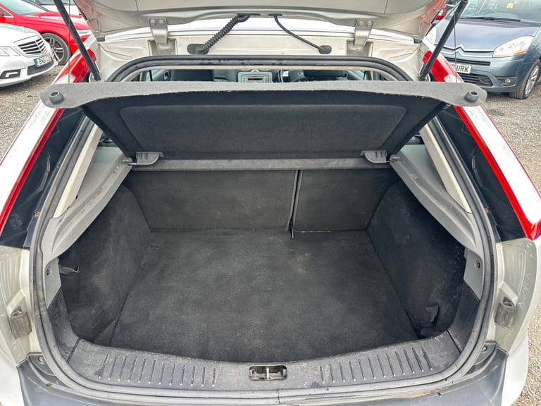 FORD FOCUS 1.8 Style 5d Manual | ULEZ COMPLIANT | HPI CLEAR | 2 KEYS