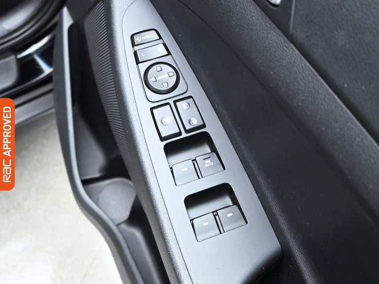 2017 Hyundai TUCSON 1.7 CRDi Blue Drive SE Nav 5dr 2WD ESTATE DIESEL Manual