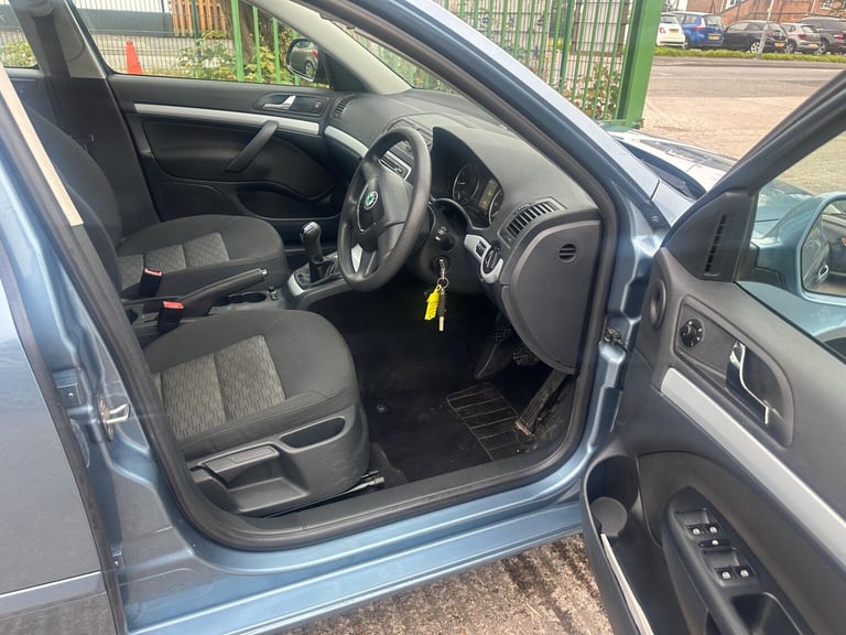2011 Skoda Octavia 1.6 MPI SE Euro 5 5dr ESTATE Petrol Manual