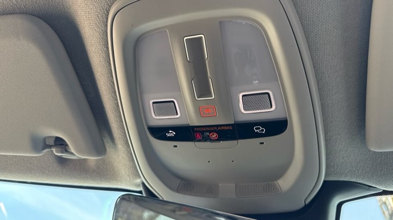 2025 Volvo XC40 Ultra, B4 Mild hybrid, Petrol, Dark Estate Petrol Automatic