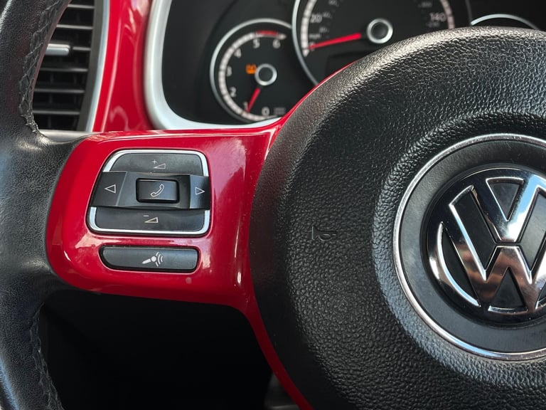 2014 Volkswagen Beetle 1.6 TDI BlueMotion Tech Design Euro 5 (s/s) 3dr HATCHBACK Diesel Manual