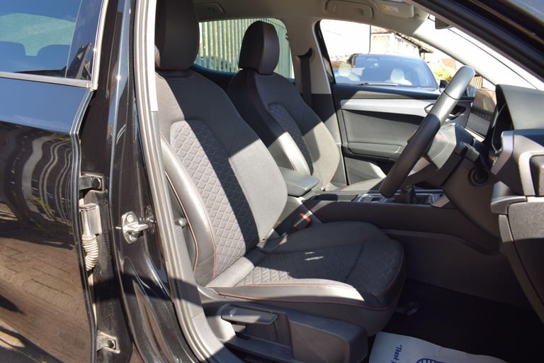 2021 SEAT Leon 1.5 TSI EVO FR Euro 6 (s/s) 5dr HATCHBACK Petrol Manual