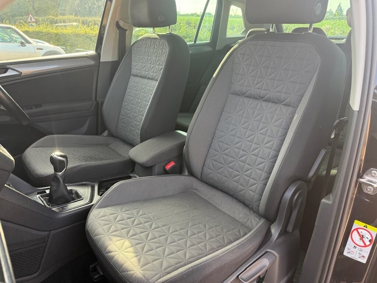 2021 Volkswagen Tiguan 1.5 TSI Life SUV 5dr Petrol Manual Euro 6 (s/s) (150 ps) SUV Petrol Manual