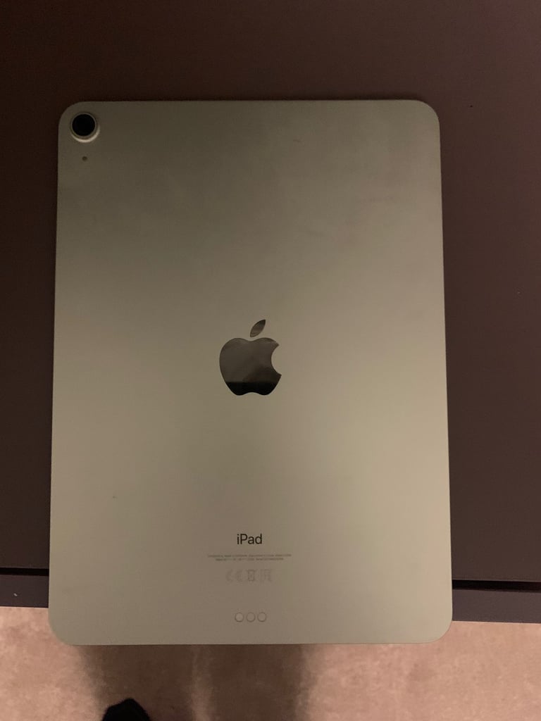 Apple I pad air 4 Wi-Fi 64gb