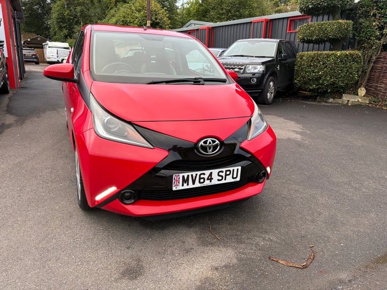 2014 Toyota AYGO 1.0 VVT-i X-Play 5dr HATCHBACK Petrol Manual