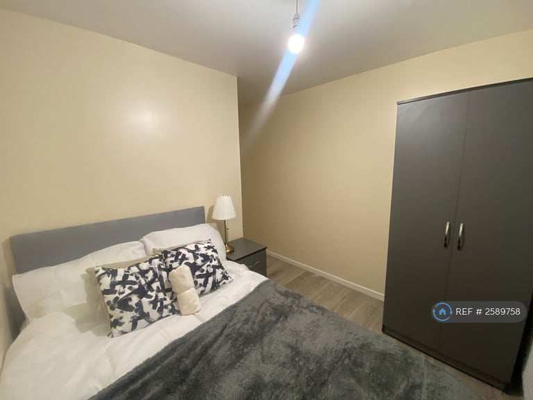 1 bedroom in Compton Place, Erith, DA8 (#2589758)
