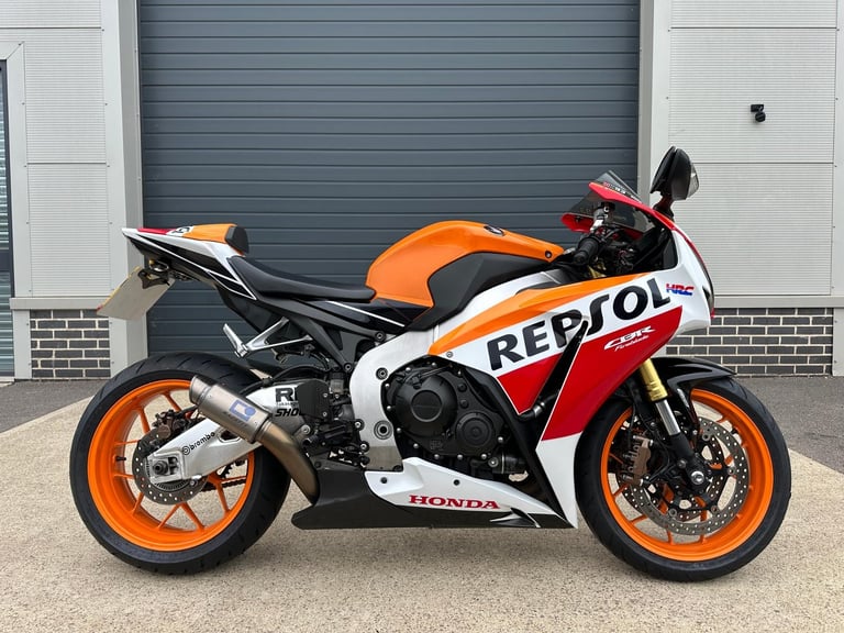 HONDA CBR1000RR RA-G REPSOL FIREBLADE 2016 66 REG - RACEFIT EXHAUST - 8693 MILES