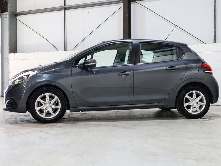 2016 Peugeot 208 1.6 BlueHDi Active 5dr HATCHBACK DIESEL Manual