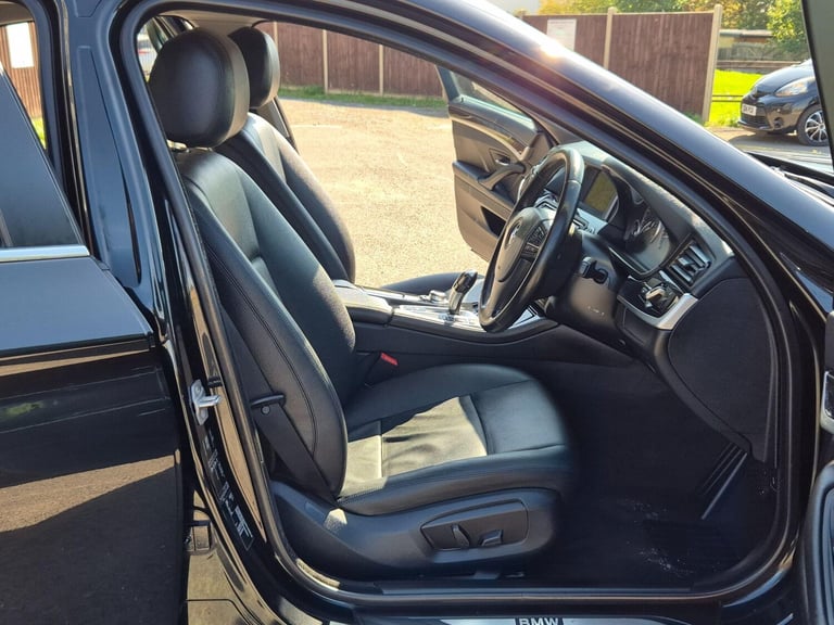 2015 BMW 5 Series 2.0 520i SE Auto Euro 6 (s/s) 4dr SALOON Petrol Automatic