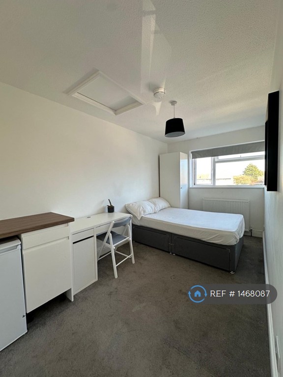 1 bedroom in Gaywood, Essex, SS15 (#1468087)