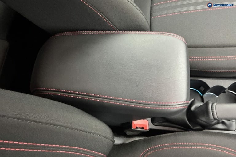 2025 Ford Puma 1.0 EcoBoost Hybrid mHEV ST-Line 5dr DCT HATCHBACK PETROL Automatic