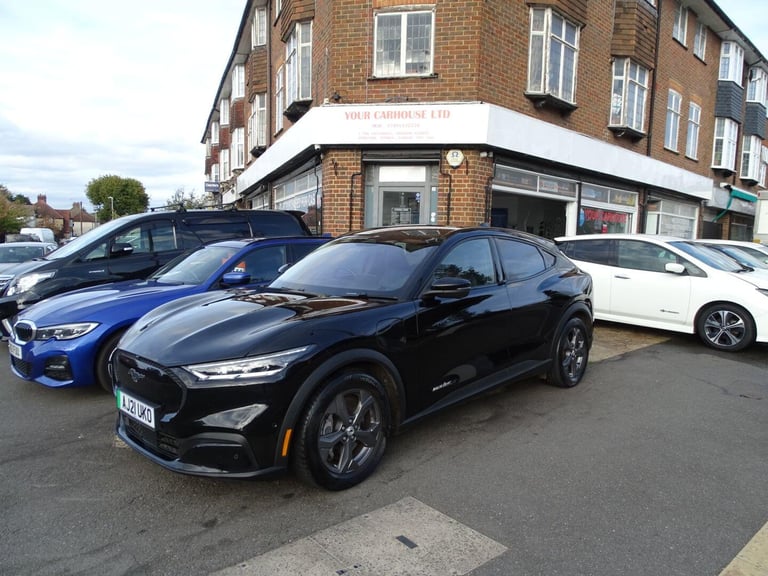 2021 Ford Mustang Mach-E Extended Range 91kWh Premium SUV 5dr Electric Automatic (294 ps) HATCHBA...