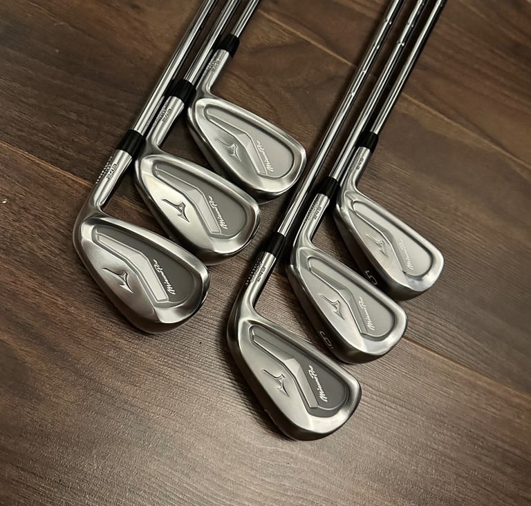 Mizuno Pro 243 Forged Chronology 5-pw KBS Tour 95 PRO+ Pured