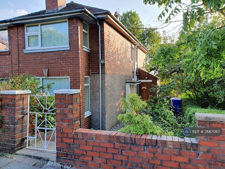 2 bedroom house in Norton Avenue, Stoke-On-Trent, ST6 (2 bed) (#2667067)