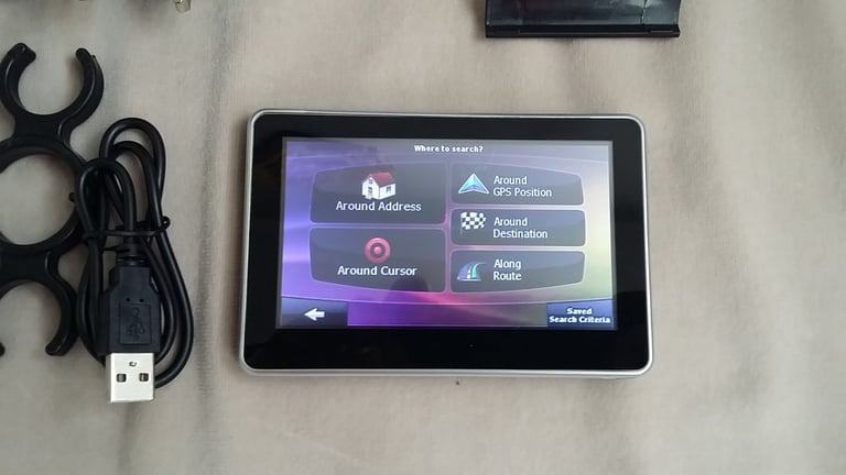 Car Satellite Navigation System with UK & European Maps