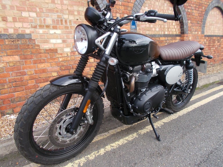 2024 TRIUMPH SCRAMBLER 900