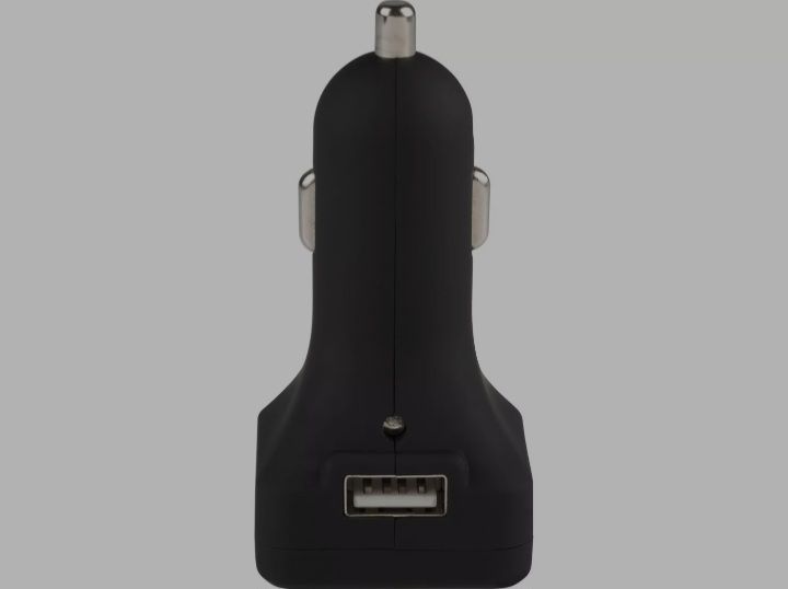 Kitsound Bluetooth to FM transmitter. Play music via Bluetooth through your car radio