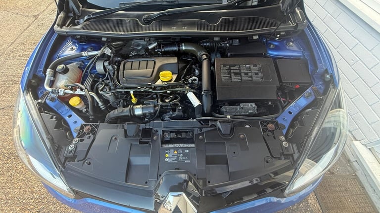 2015 Renault Megane 1.6 dCi ENERGY GT Line TomTom Euro 5 (s/s) 5dr HATCHBACK Diesel Manual