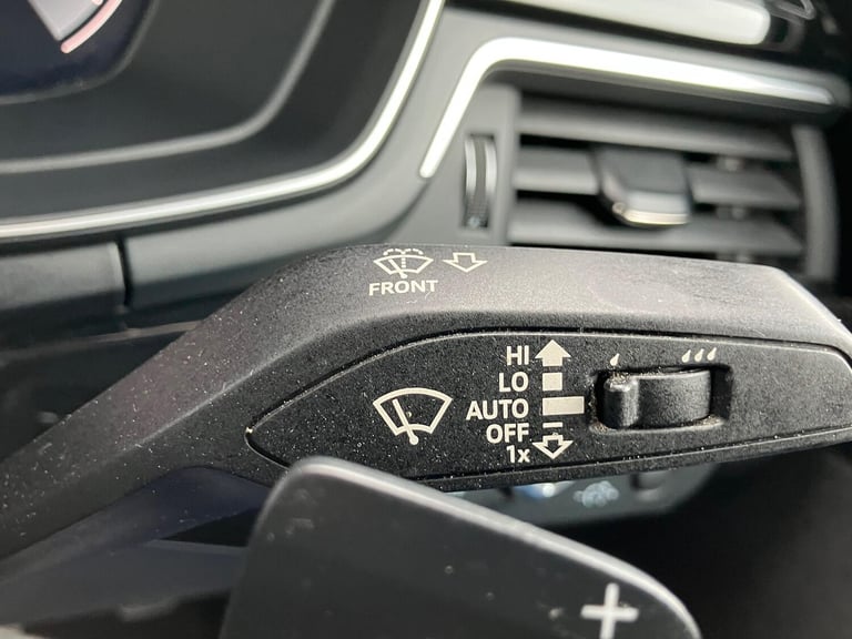 AUDI A4 2.0 TDI 30 Black Edition 2019