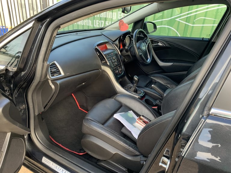 image for VAUXHALL ASTRA 1.4 16v Exclusiv 2012